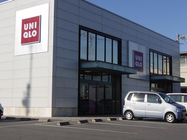 物件外観写真5　(ユニクロ石橋店まで1,676ｍ)