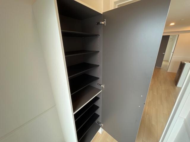 物件内観写真26　(収納)