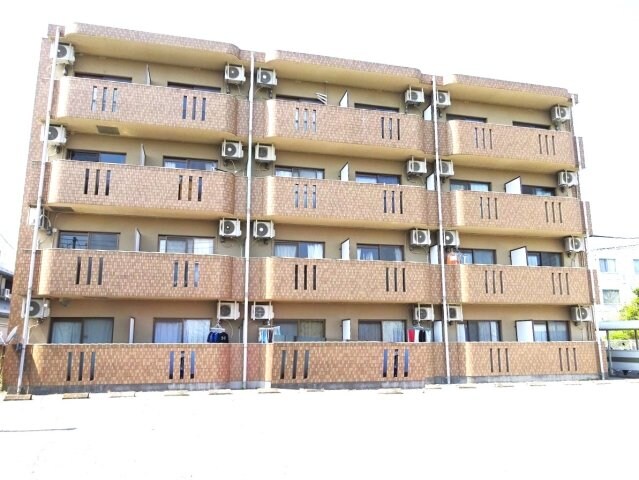 物件外観写真1　(物件の外観です)