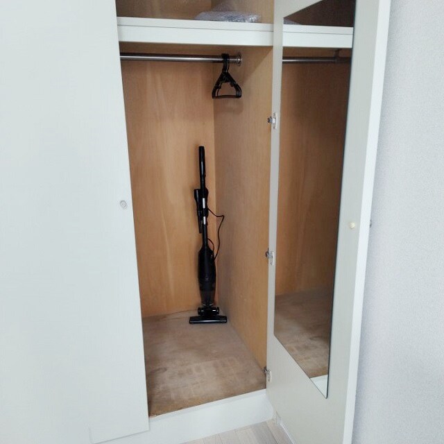 物件内観写真3　(物件の内装です)