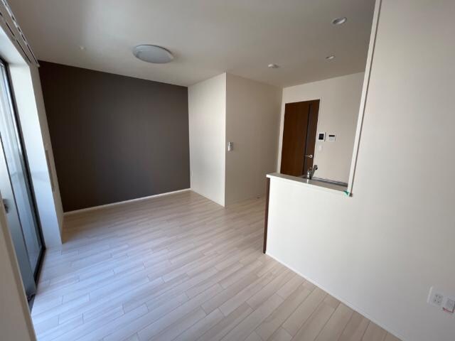 物件内観写真12　(リビング)