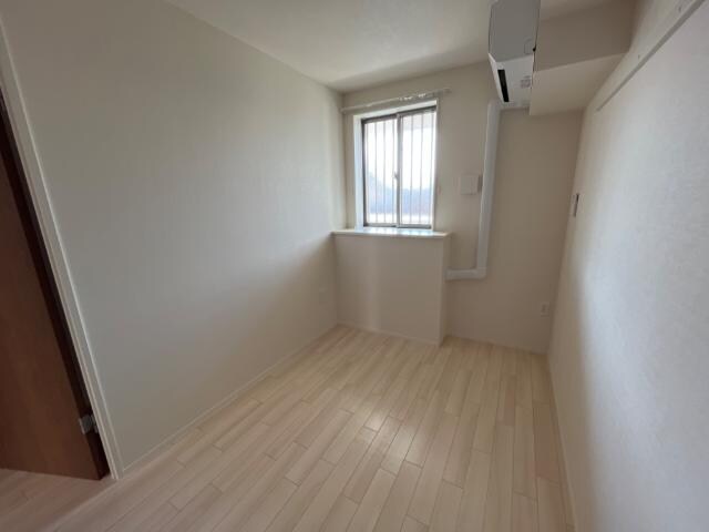 物件内観写真13　(室内)