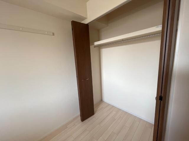 物件内観写真15　(収納)