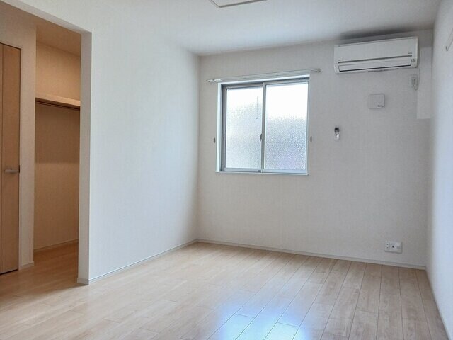 物件内観写真15　(内装もきれいです)