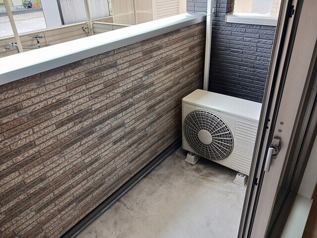 物件内観写真19　(広々としたバルコニーです)