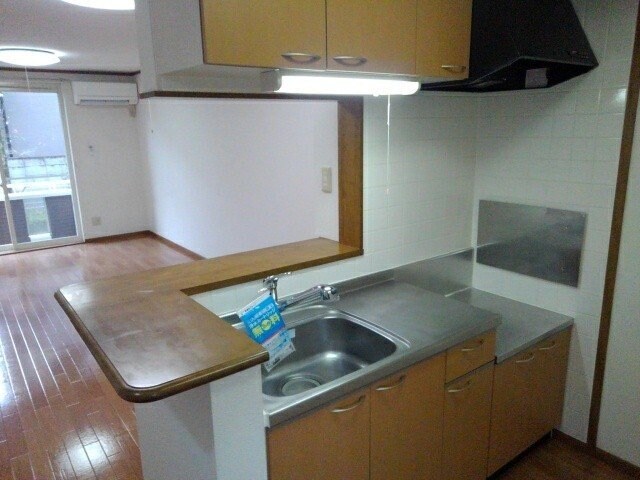 物件内観写真10　(キッチンでお料理をお楽しみください)