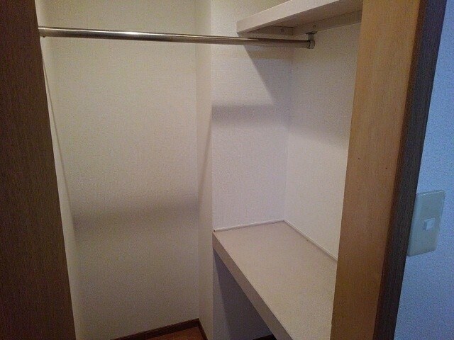 物件内観写真16　(大きなものも収納できそうです)