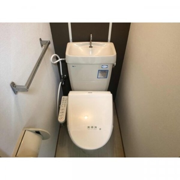トイレ(清潔感のあるトイレです)