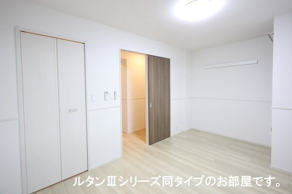 内装他(中はこのようになっています)