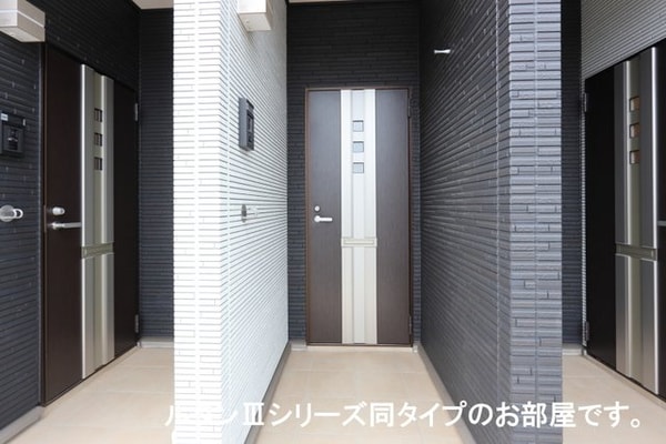 玄関(明るい玄関です)
