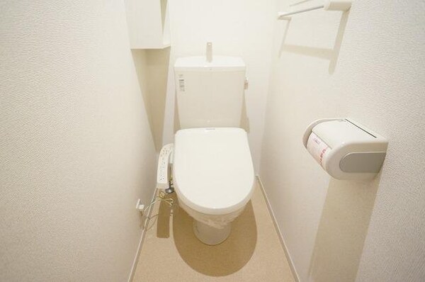 トイレ(落ち着いたトイレです)