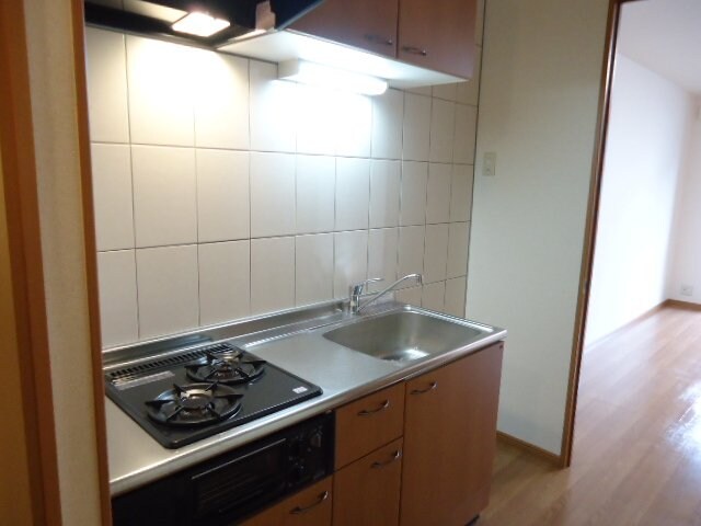 物件内観写真5　(システムキッチン)