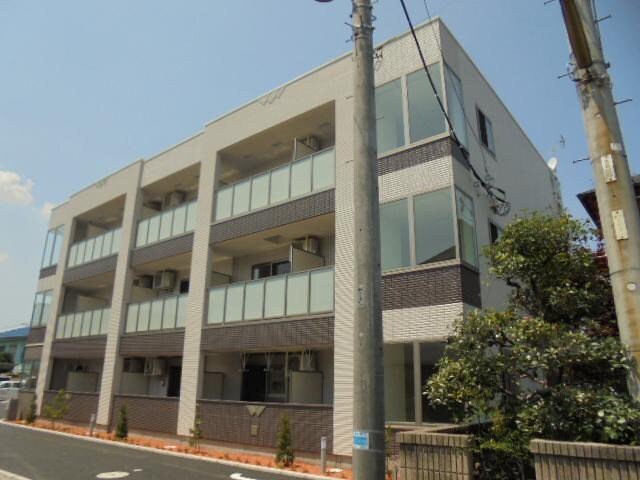 物件外観写真1　(外観写真（昼）)