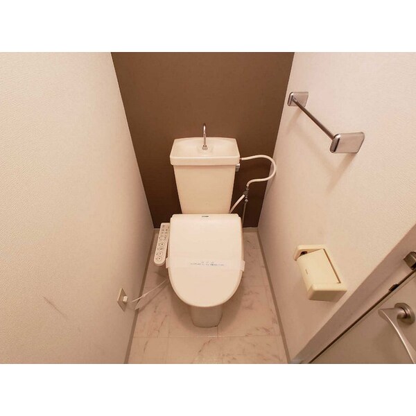 トイレ(ゆったりとした空間のトイレです)