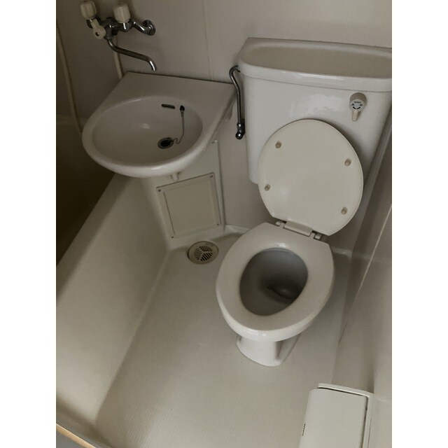 物件内観写真8　(内装は落ち着いています)