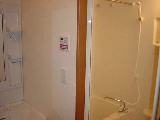 物件内観写真4　(脱衣所)