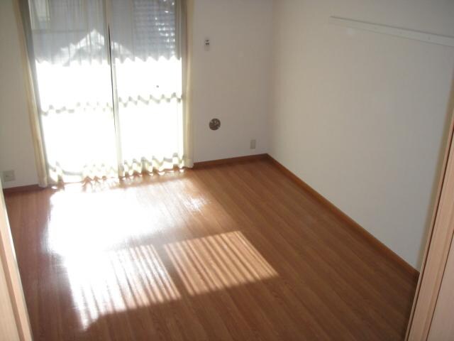 物件内観写真12　(洋室)