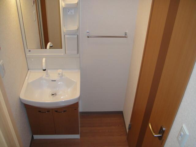 物件内観写真14　(洗髪洗面化粧台)