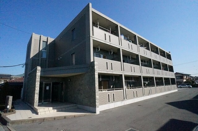 物件外観写真1　(外はこのようになっています)