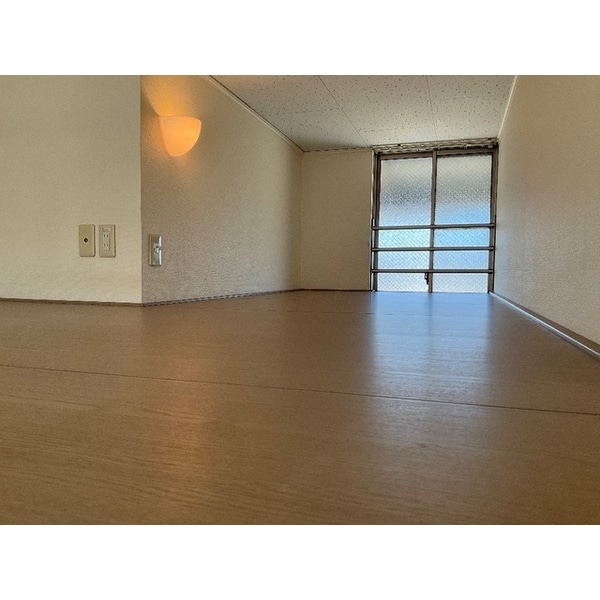 内装他(中はこのようになっています)