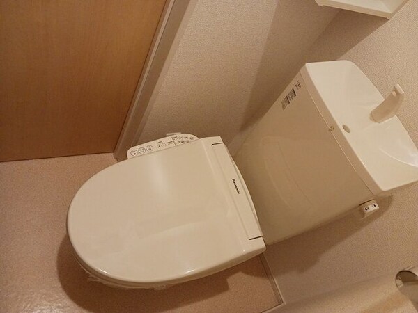 トイレ(落ち着いたトイレです)