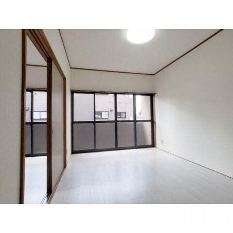 物件内観写真6　(内装もきれいです)