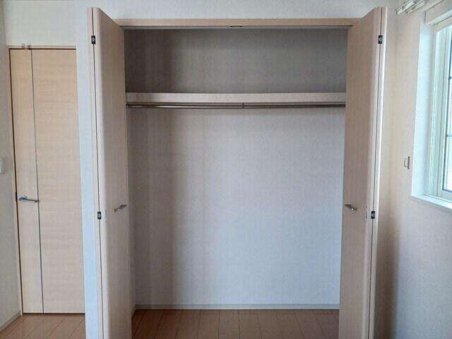 物件内観写真17　(便利な収納スペースです)