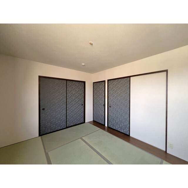 物件内観写真10　(物件の内装です)