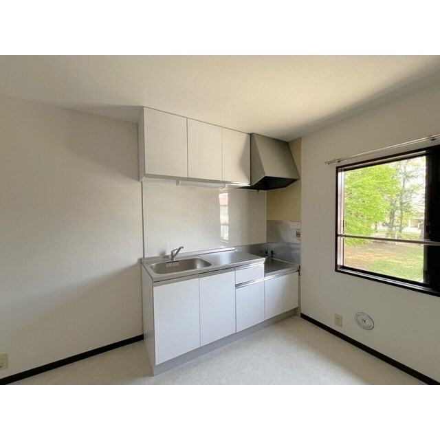 物件内観写真12　(キッチンでお料理をお楽しみください)