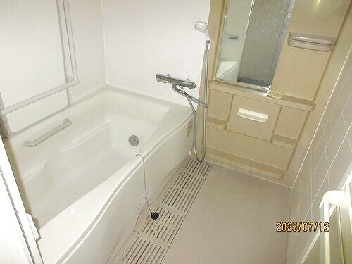 物件内観写真4　(浴室)