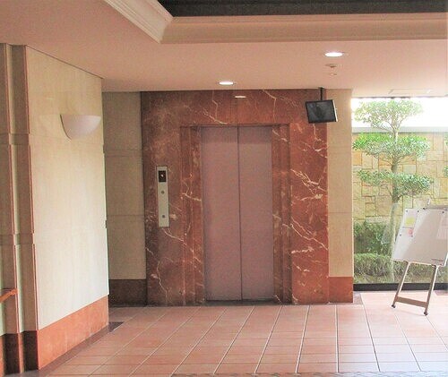 物件内観写真25　(エレベータ)