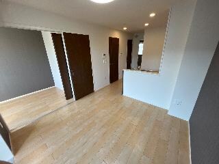 物件内観写真10　(リビング（イメージ）)