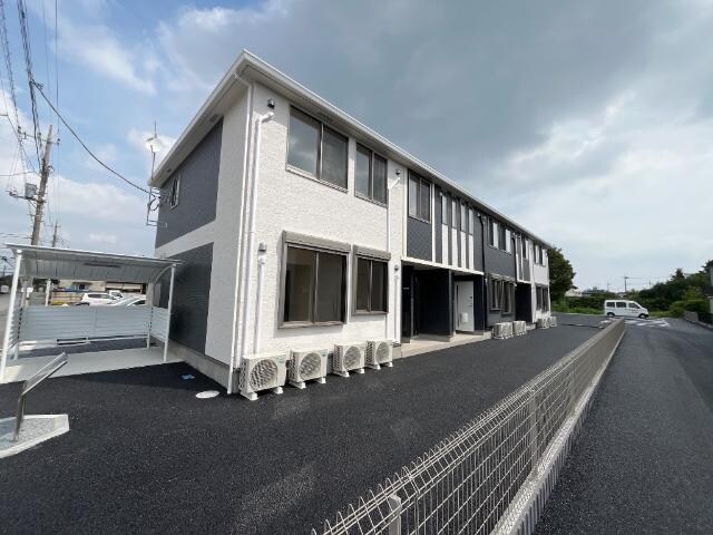 物件外観写真1　(外観写真（昼）)