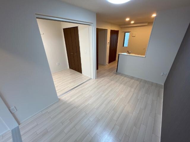 物件内観写真10　(リビング)