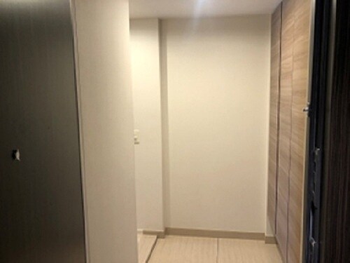 物件内観写真11　(玄関、下駄箱　※2025年9月撮影)