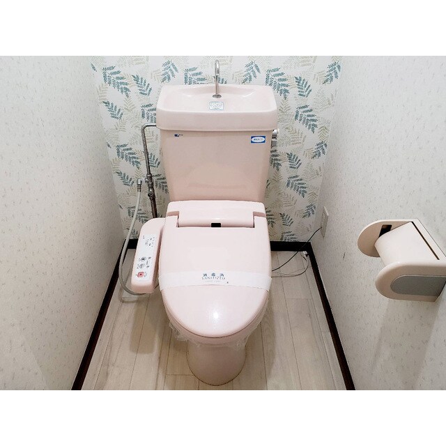 物件内観写真8　(明るい室内です)