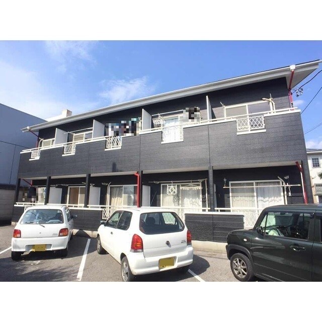 物件外観写真3　(物件の外観です)