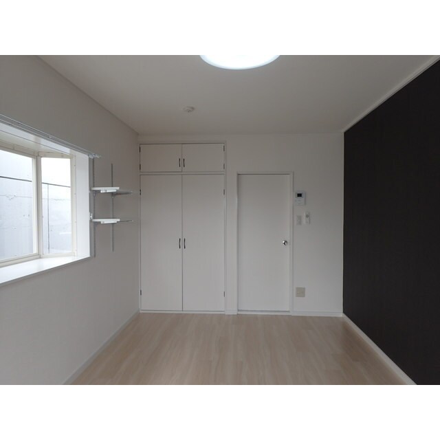 物件内観写真9　(使いやすい居間です)