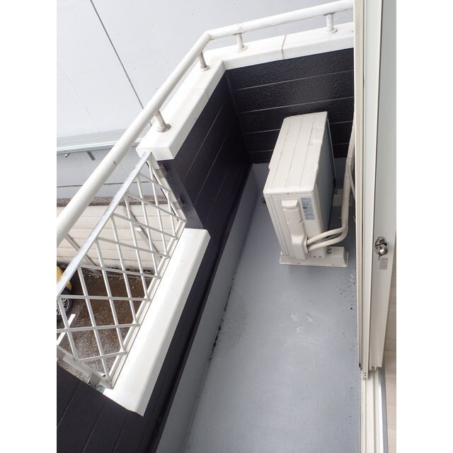 物件内観写真22　(広々としたバルコニーです)