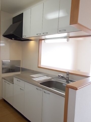 物件内観写真9　(使いやすいキッチンです)