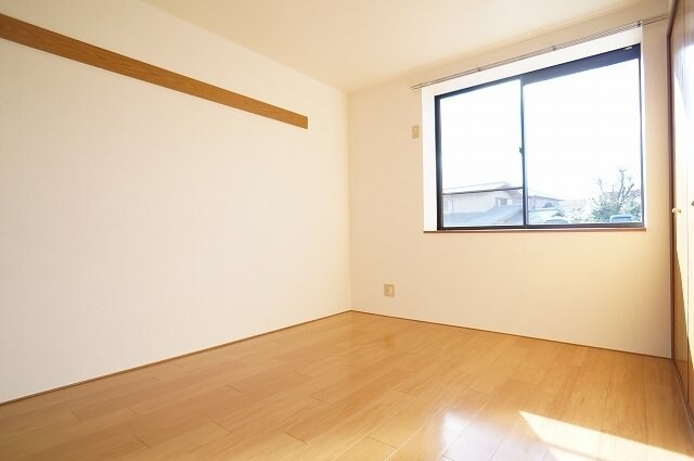 物件内観写真12　(内装もきれいです)