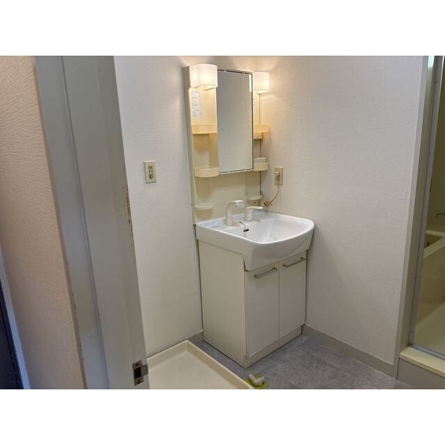 物件内観写真14　(使いやすい洗面所です)