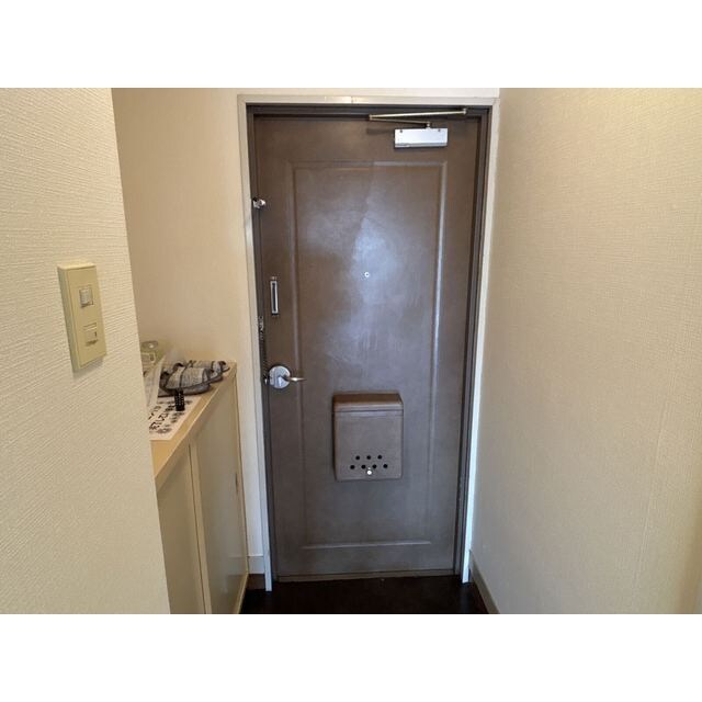 物件内観写真22　(落ち着いた玄関です)