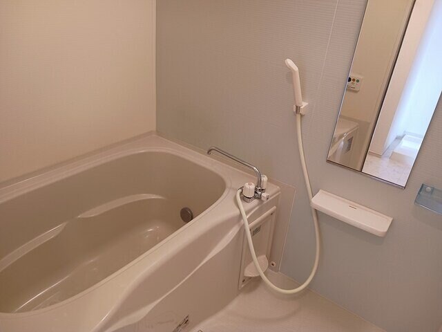 物件内観写真11　(お風呂です)