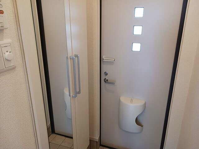 物件内観写真14　(玄関です)