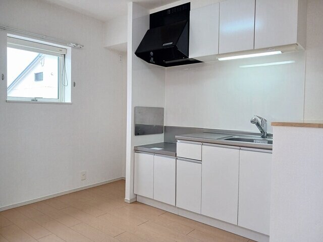 物件内観写真10　(お料理しやすいキッチンです)