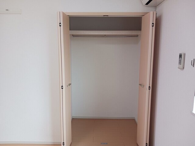 物件内観写真17　(こまごまとしたものを収納できそうですね)