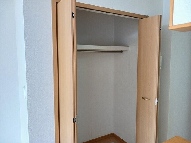 物件内観写真17　(収納のためのスペースです)