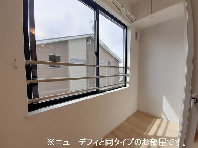 物件内観写真19　(明るい室内です)