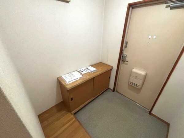 玄関(きれいな玄関です)